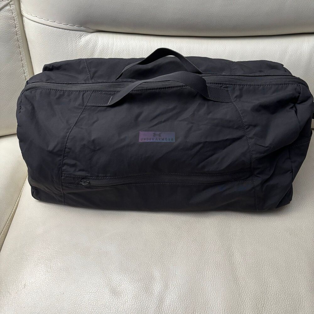 Under Armour Medium Size Duffle Bag Handles Crossbody Strap PLS read desc